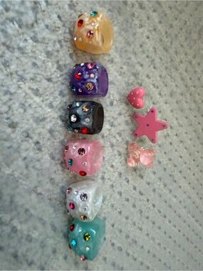 Multicolor Gemstone Bubble Rings - Set of 7 size 6/7